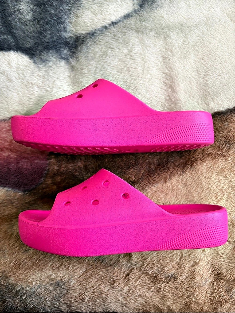 Crocs Classic Crush Slide Pink Sandals US 7 - Picture 4 of 7